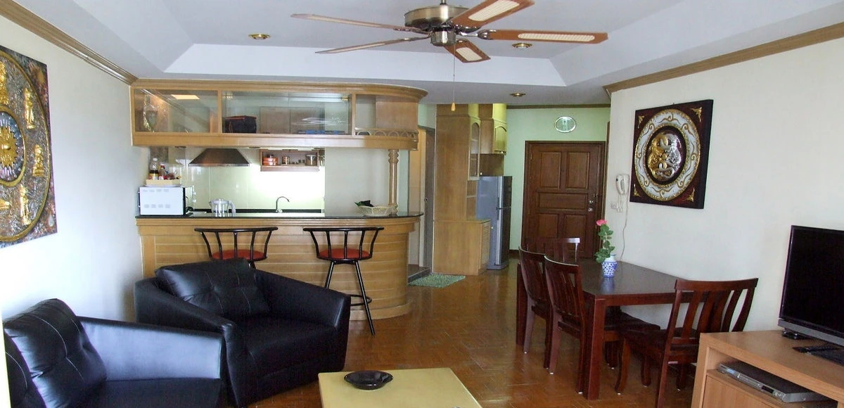 2 Bedroom Condo Chiang Mai - Living Room