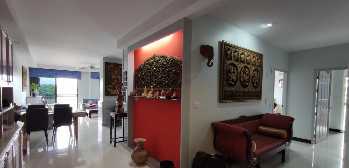 Main Entrance and Foyer of Luxury Condo