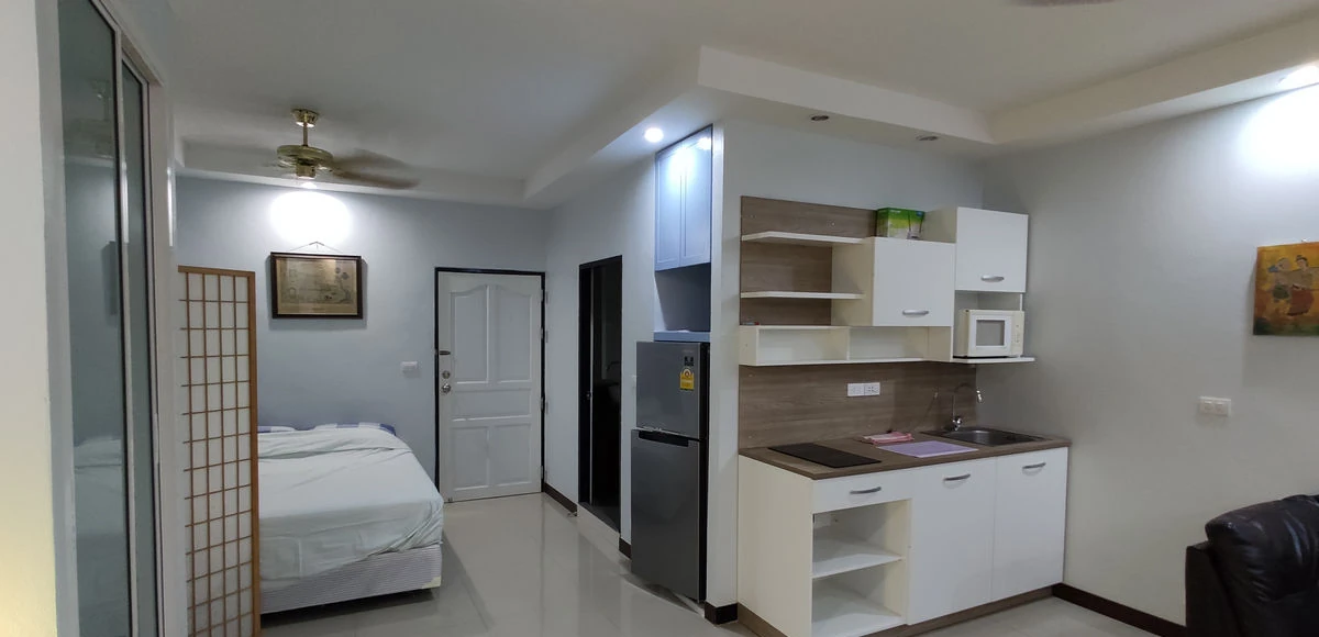 Studio Condo Kitchen with Modern Appliances